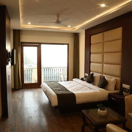 Hotel Shining Hills Mussoorie Exterior foto